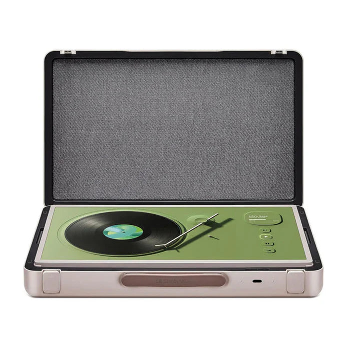 Wireless Briefcase Screen